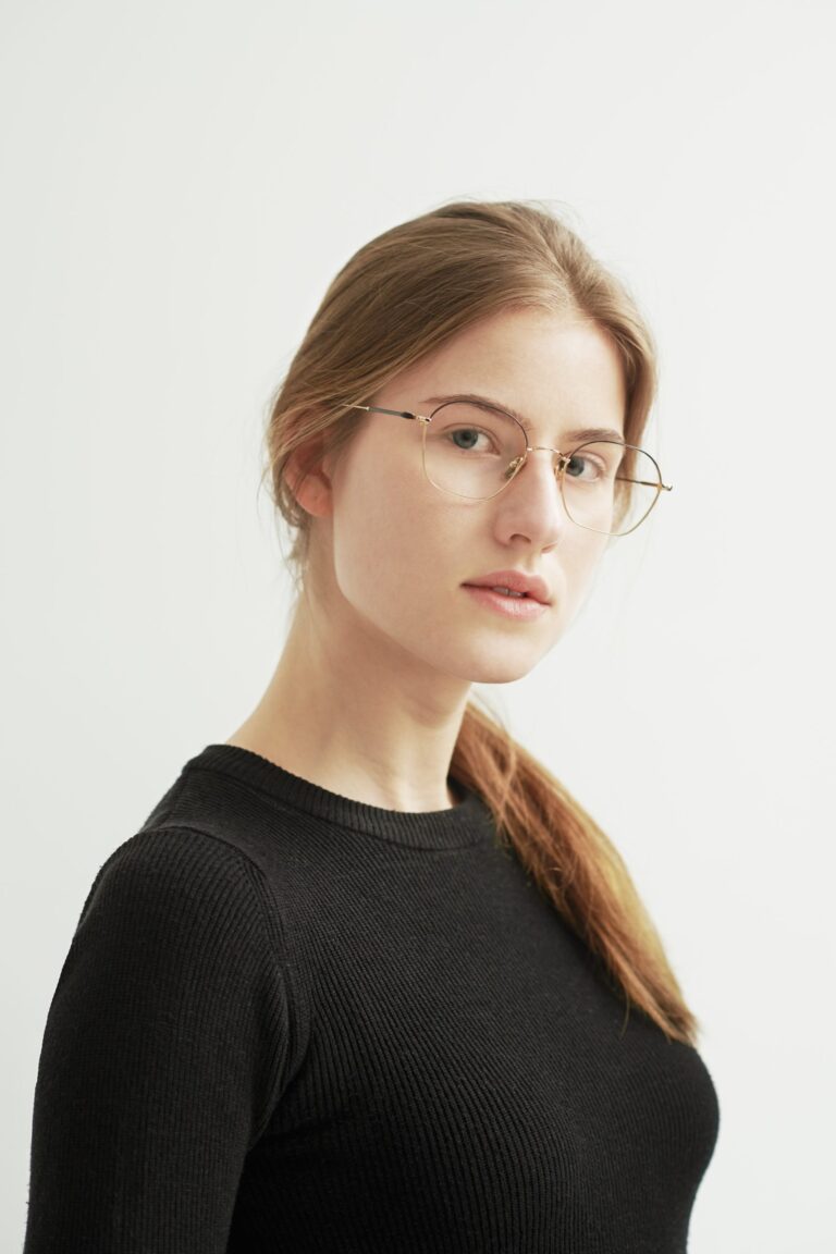 Astygmatyzm, cylinder, oś itd., czyli wszystko, o czym warto wiedzieć dobierając okulary korekcyjne – Przewodnik cz.1