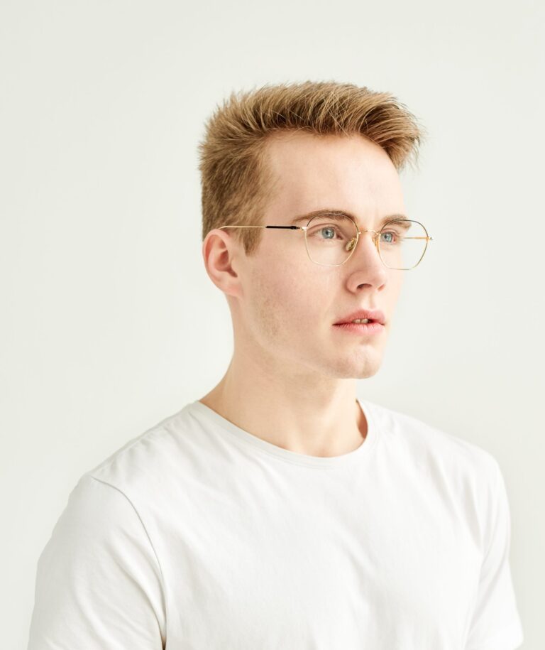 Jak często warto zmieniać okulary korekcyjne?